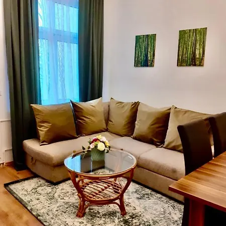 Апартаменты Am Ruppiner Und Fontane Therme Нойруппин