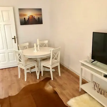 Am Ruppiner Und Fontane Therme Нойруппин