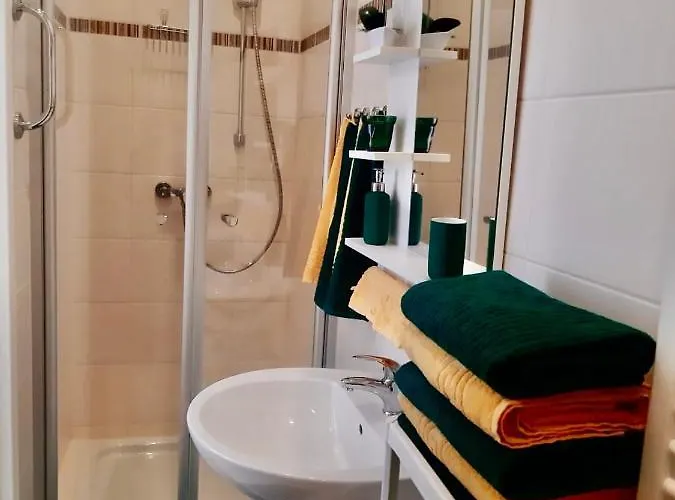 Am Ruppiner Und Fontane Therme Neuruppin