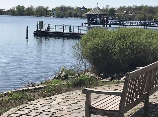 Am Ruppiner Und Fontane Therme Apartmán *