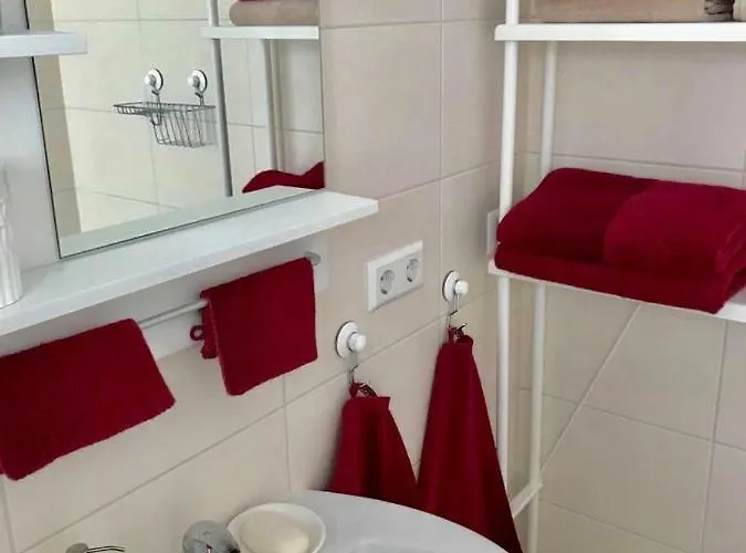 Am Ruppiner Und Fontane Therme * Neuruppin